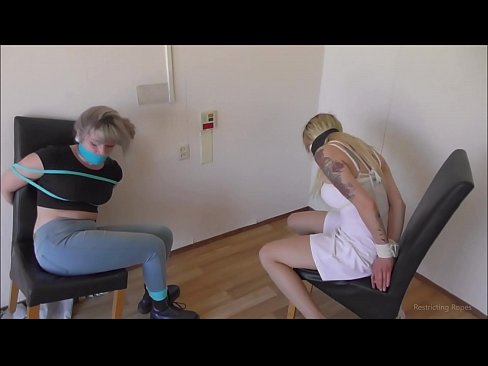 ❤️ Giyohvand / bog'langan va gagged / qayg'u ichida qiz Sifatli porno bizda uz.tubesexer-com.ru